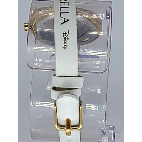 Elegant Gold-Tone Watch with White Leather Strap – Minimalist Design for Women main image 5